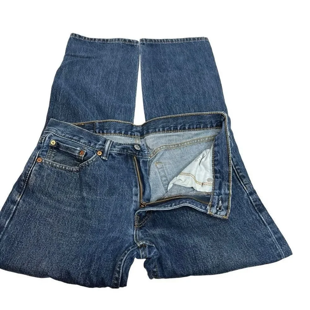Levi’s medium wash 505 jeans size 32 X 32